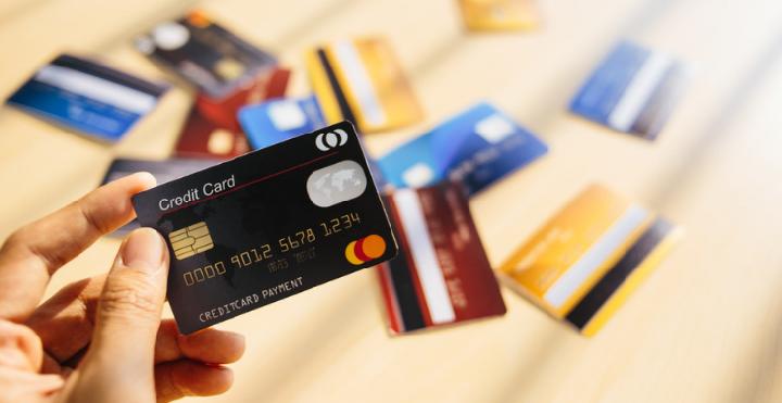 Beda Bank Beda  Nilai Air Miles