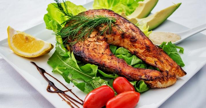 makanan bernutrisi ibu menyusui puasa