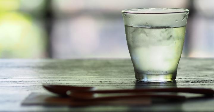 selalu minum air putih