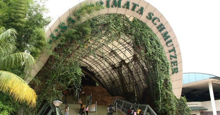 wisata margasatwa di kebun binatang ragunan