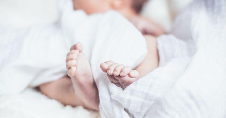 Memandikan Bayi