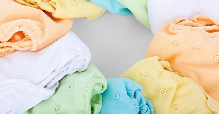 Tahap Pembersihan Popok Bayi