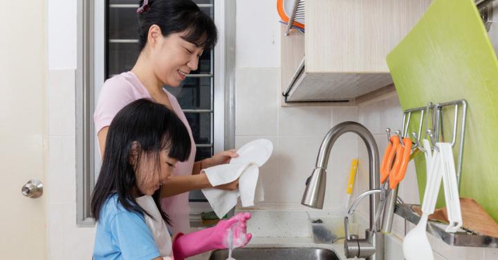Tips Kompak Bersihkan Rumah Membersihkan Bersama