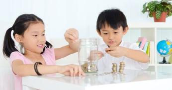 Uang Jajan Anak, Berapa Jumlah Ideal Yang Harus Diberikan?