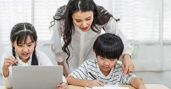 Memahami Pola Asuh Anak Yang Digemari Ibu Muda Dan Disukai Anak