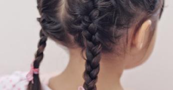 Ini Nih Cara Kepang Rambut Anak Perempuan Yang Simple Namun Modern