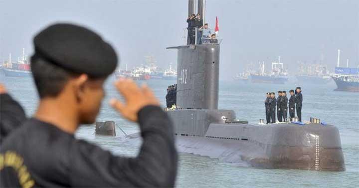 kri nanggala 402 tenggelam