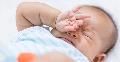 Bahasa Isyarat Bayi Ini Sering Disalahartikan Oleh Moms & Dads